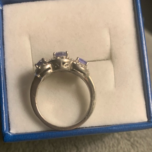 Trilogy genuine oval cut tanzanite ring 1 ctw - Picture 4 of 7